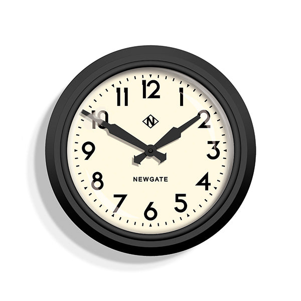 英国NEWGATE 【廃番】Electric wall clock 掛け時計 英国NEWGATE 【廃番】Electric wall clock 掛け時計