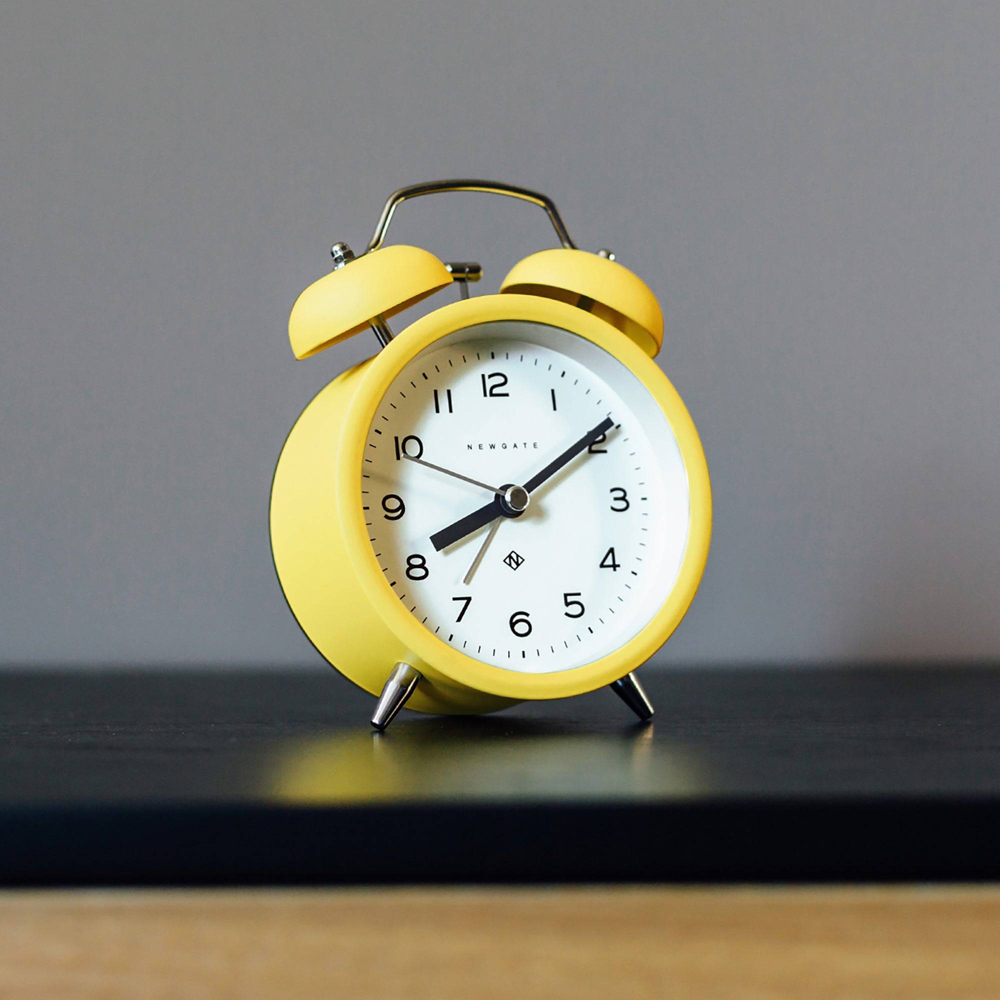Newgate Echo alarm clock in yellow – Newgate World