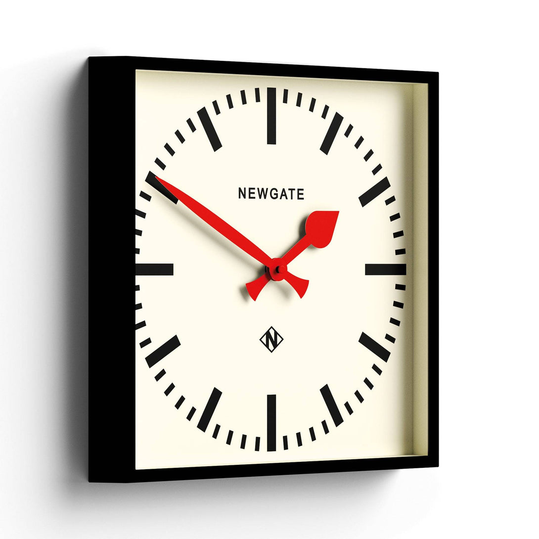 newgate square railway wall clock red hands